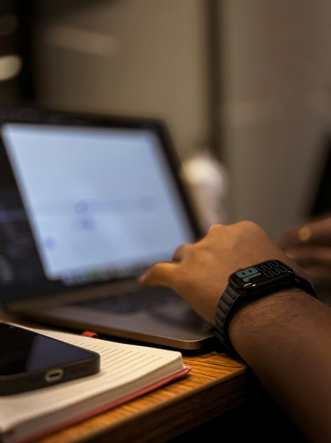 student learning coding in english class