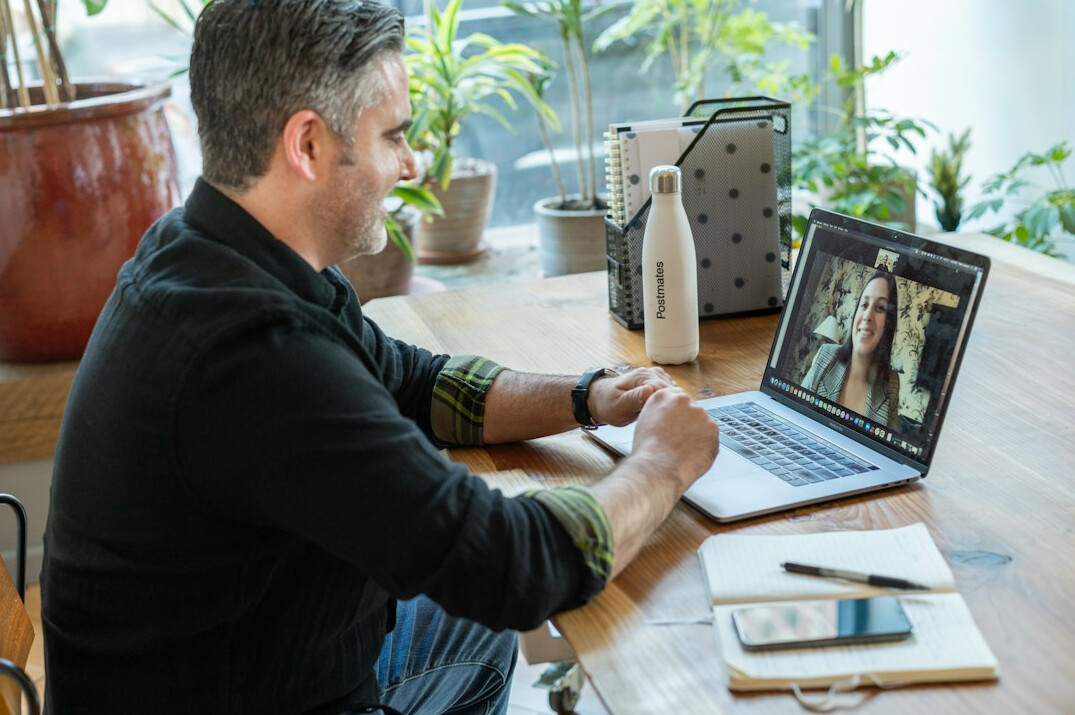 group video call discussion